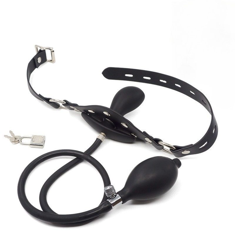 BDSM Locking Head Strap for La - Bocce Ball Set recension och pris